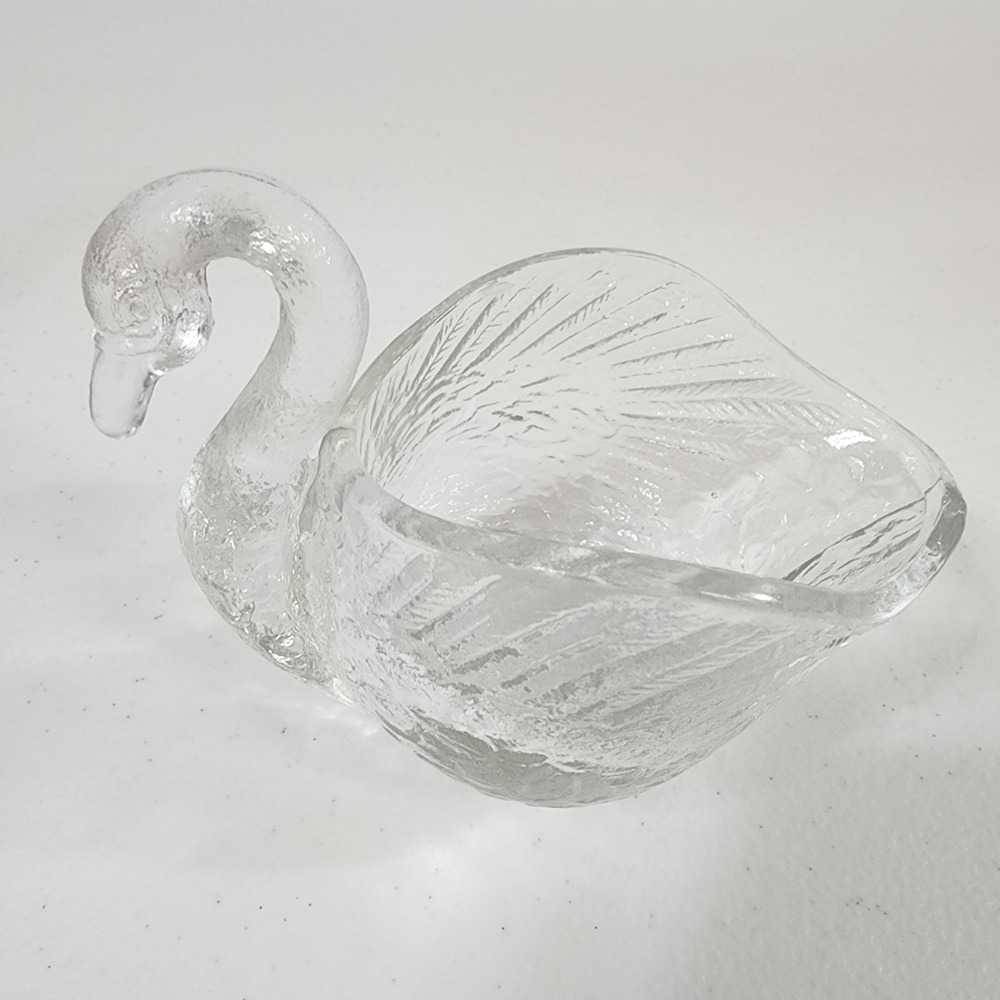 Vintage L.E. Smith Glass Swan Candy Trinket Dish bathroom vanity decor
